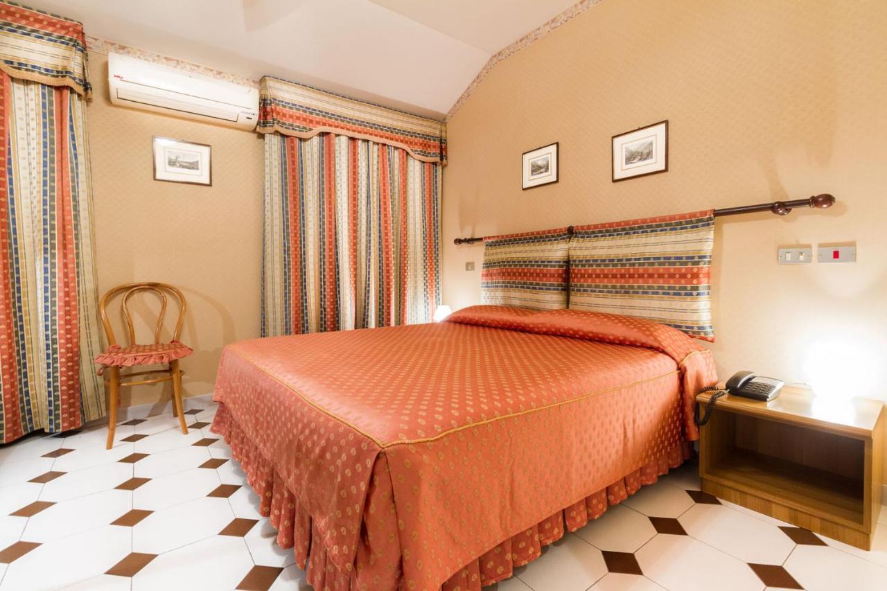 Park Hotel Villa Salzea Trofarello Exterior foto
