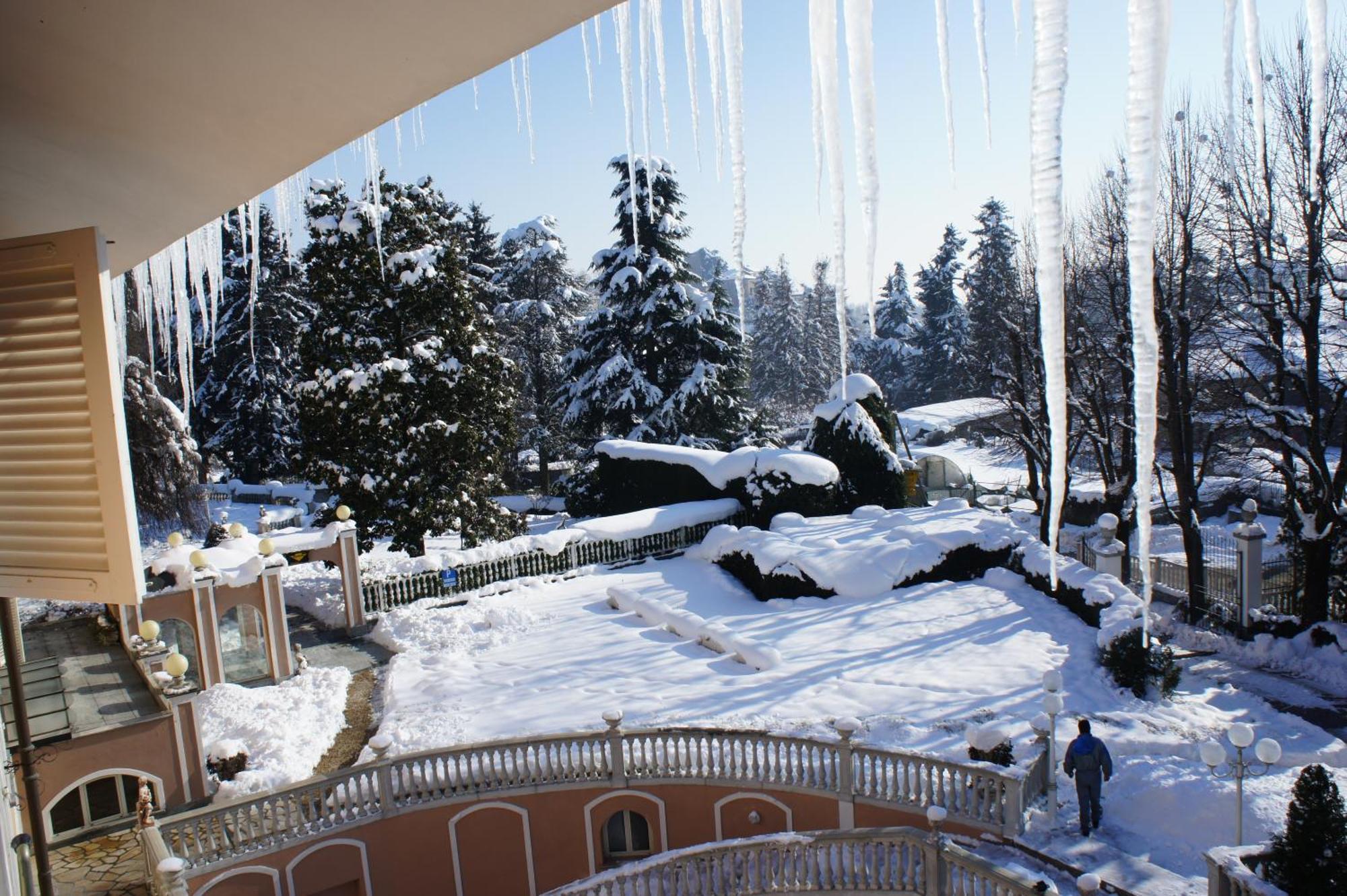 Park Hotel Villa Salzea Trofarello Exterior foto